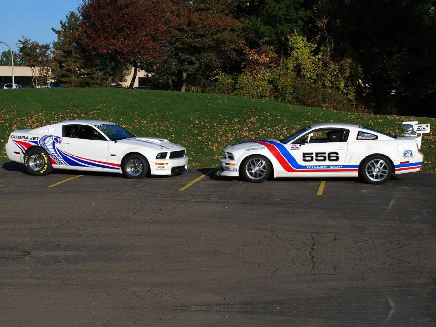  Ford Mustang FR500 Cobra Jet 2008 года  (фото 4 из 10)